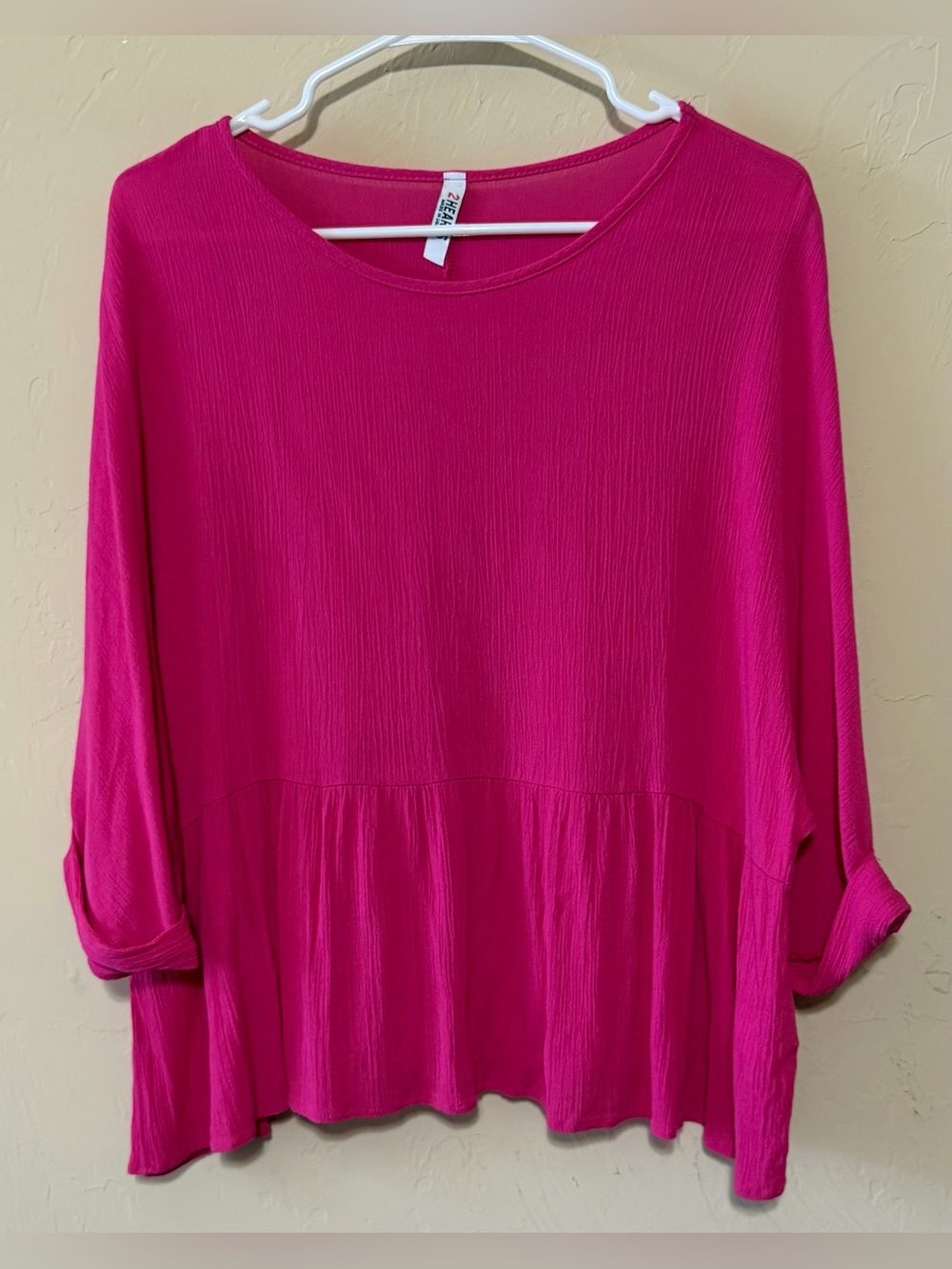 Flowy Peplum Scoop-Neck Blouse in Fuchsia